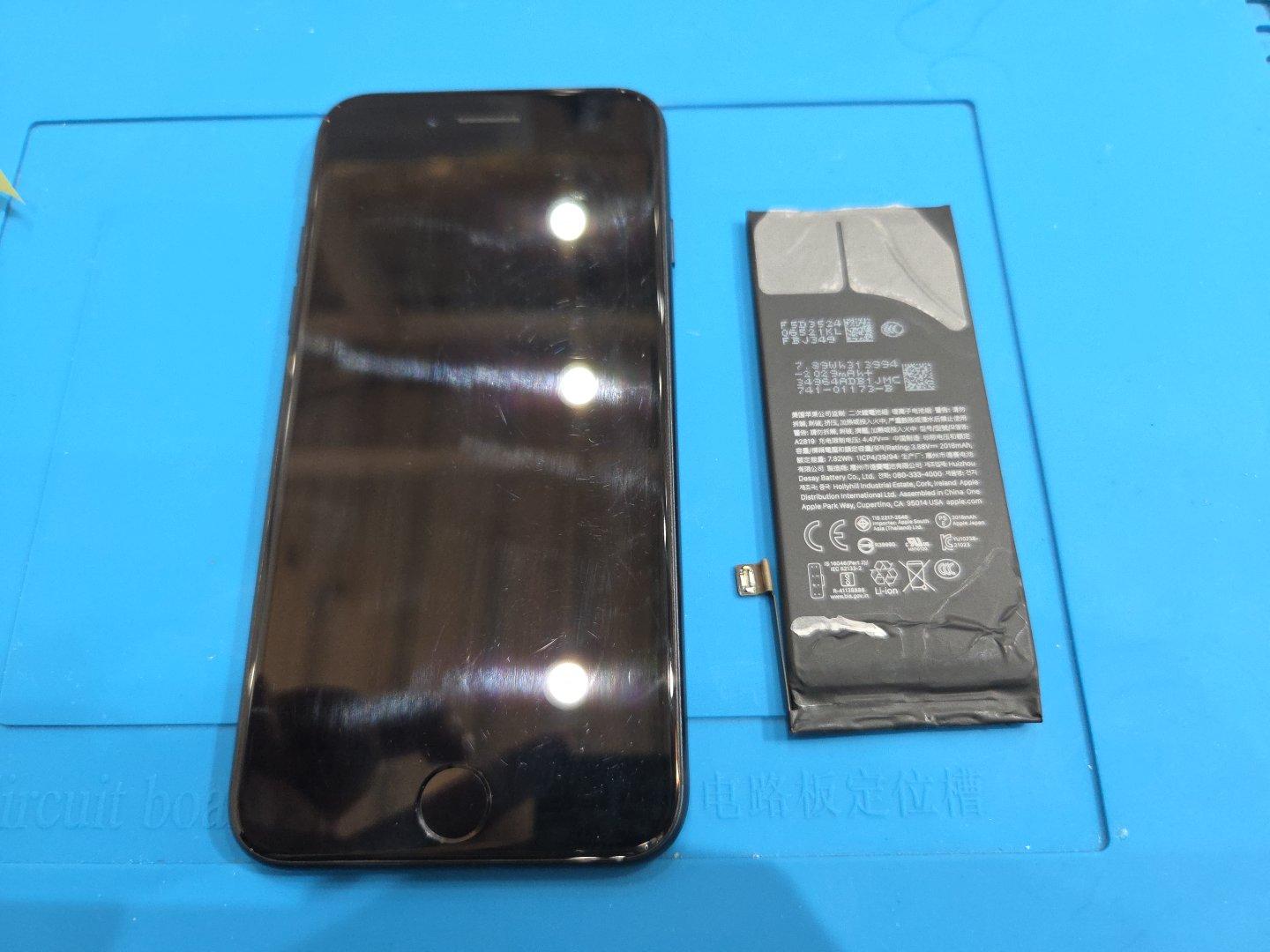 iPhoneSE3のバッテリーでお悩みなら【スマホ修理工房 池袋P'パルコ店】にご相談ください！